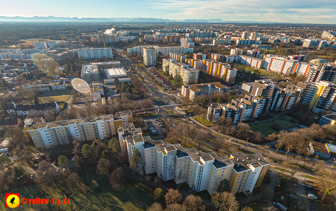 16.01.2023 - Luftbilder vom Marx-Zentrum und Gartenstadt Trudering